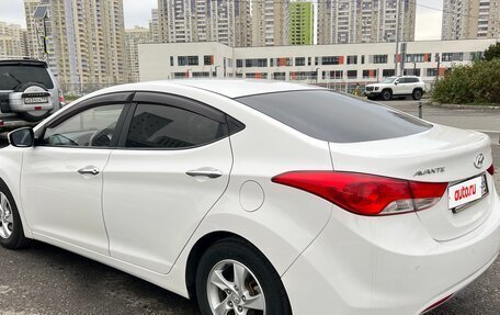 Hyundai Avante, 2010 год, 1 020 000 рублей, 2 фотография