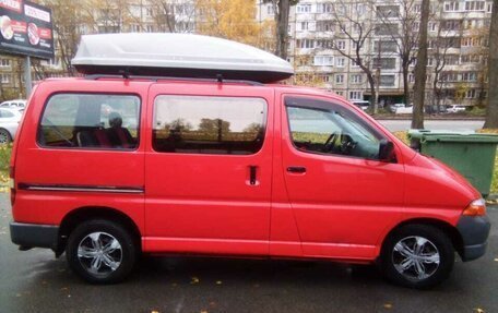 Toyota HiAce, 2000 год, 650 000 рублей, 14 фотография