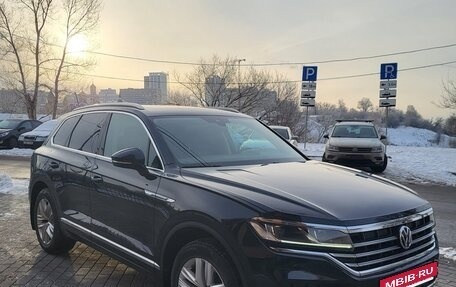 Volkswagen Touareg III, 2019 год, 5 000 000 рублей, 3 фотография