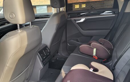 Volkswagen Touareg III, 2019 год, 5 000 000 рублей, 9 фотография