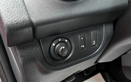 Renault Logan II, 2020 год, 1 395 000 рублей, 18 фотография