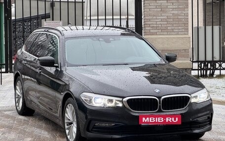 BMW 5 серия, 2017 год, 2 990 000 рублей, 2 фотография