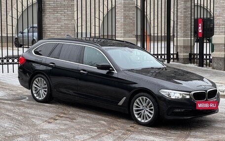 BMW 5 серия, 2017 год, 2 990 000 рублей, 3 фотография