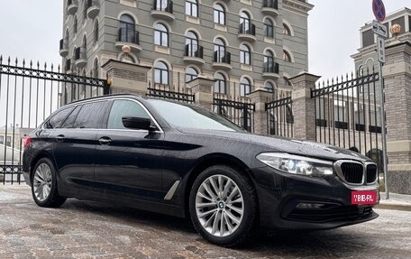 BMW 5 серия, 2017 год, 2 990 000 рублей, 28 фотография