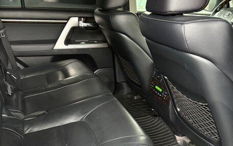 Toyota Land Cruiser 200, 2013 год, 3 150 000 рублей, 7 фотография