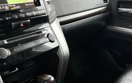 Toyota Land Cruiser 200, 2013 год, 3 150 000 рублей, 5 фотография