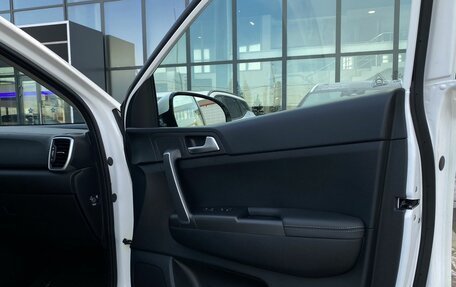 KIA Sportage IV рестайлинг, 2020 год, 2 579 000 рублей, 29 фотография