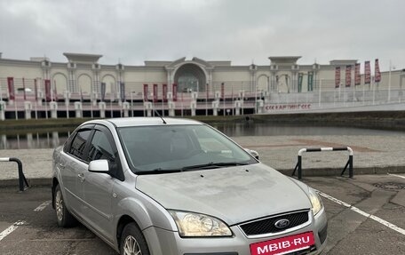 Ford Focus II рестайлинг, 2006 год, 320 000 рублей, 2 фотография