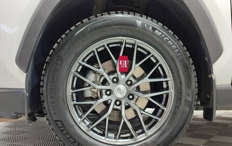 Toyota RAV4, 2021 год, 3 800 000 рублей, 10 фотография