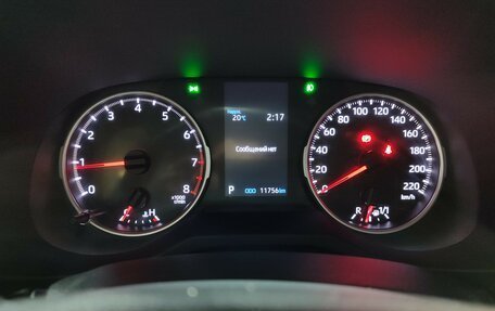 Toyota RAV4, 2021 год, 3 800 000 рублей, 13 фотография