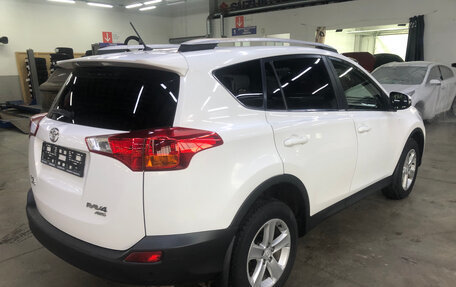 Toyota RAV4, 2013 год, 1 800 000 рублей, 5 фотография