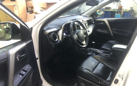 Toyota RAV4, 2013 год, 1 800 000 рублей, 9 фотография