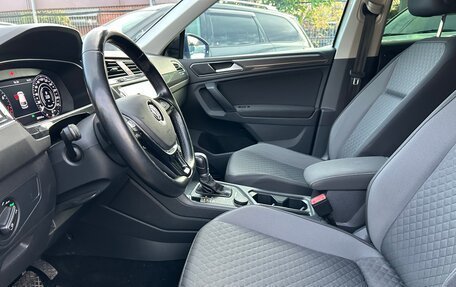 Volkswagen Tiguan II, 2018 год, 1 900 000 рублей, 6 фотография