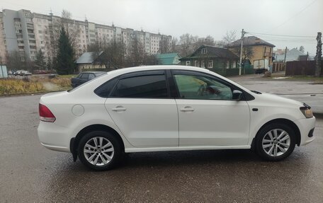 Volkswagen Polo VI (EU Market), 2013 год, 490 000 рублей, 2 фотография