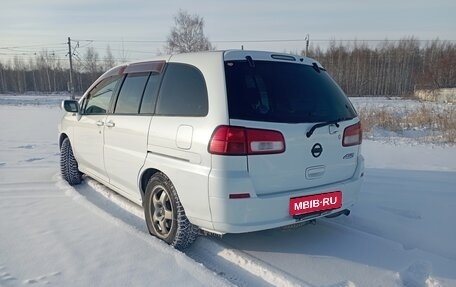 Nissan Prairie III, 2000 год, 550 000 рублей, 11 фотография