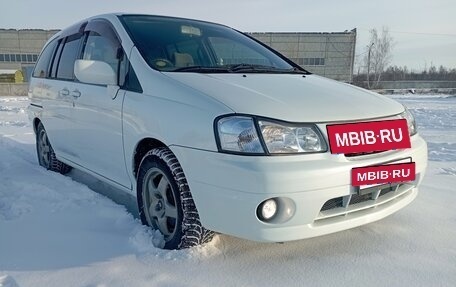 Nissan Prairie III, 2000 год, 550 000 рублей, 5 фотография