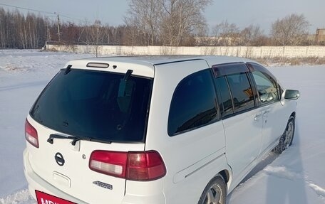 Nissan Prairie III, 2000 год, 550 000 рублей, 7 фотография