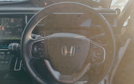 Honda Stepwgn IV, 2017 год, 2 440 000 рублей, 15 фотография