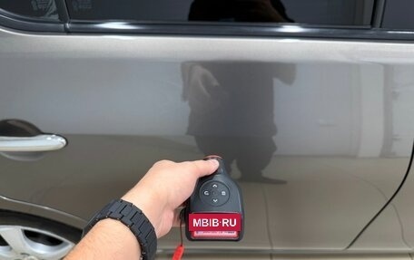 Nissan Latio I, 2012 год, 999 999 рублей, 26 фотография