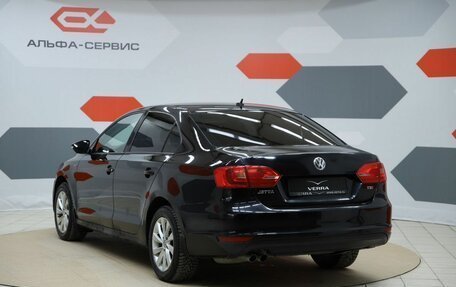 Volkswagen Jetta VI, 2013 год, 930 000 рублей, 7 фотография