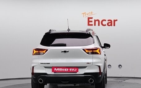 Chevrolet TrailBlazer, 2021 год, 1 790 007 рублей, 3 фотография