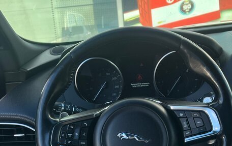 Jaguar F-Pace, 2017 год, 2 750 000 рублей, 1 фотография