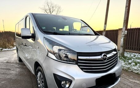 Opel Vivaro B, 2018 год, 2 550 000 рублей, 1 фотография