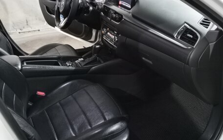 Mazda 6, 2017 год, 2 080 000 рублей, 15 фотография