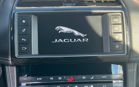 Jaguar F-Pace, 2017 год, 2 750 000 рублей, 2 фотография