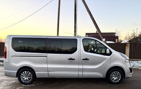 Opel Vivaro B, 2018 год, 2 550 000 рублей, 2 фотография