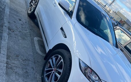 Jaguar F-Pace, 2017 год, 2 750 000 рублей, 12 фотография