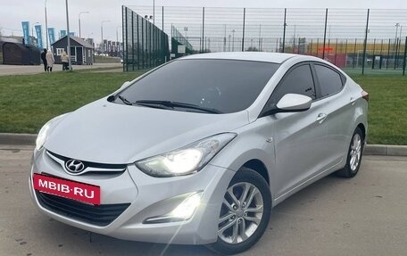 Hyundai Elantra V, 2015 год, 645 000 рублей, 2 фотография