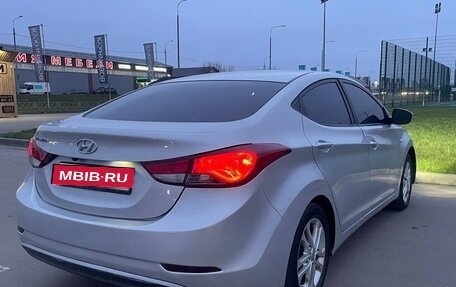 Hyundai Elantra V, 2015 год, 645 000 рублей, 4 фотография