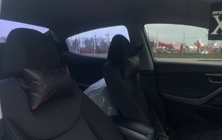 Hyundai Elantra V, 2015 год, 645 000 рублей, 10 фотография