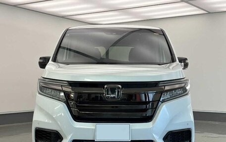 Honda Stepwgn IV, 2019 год, 1 870 000 рублей, 5 фотография