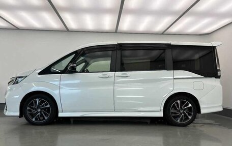 Honda Stepwgn IV, 2019 год, 1 870 000 рублей, 11 фотография