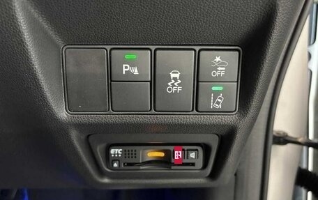 Honda Stepwgn IV, 2019 год, 1 870 000 рублей, 19 фотография