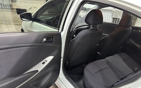 Hyundai Solaris II рестайлинг, 2011 год, 770 000 рублей, 10 фотография