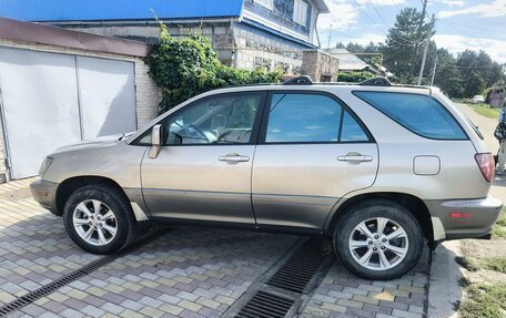 Lexus RX IV рестайлинг, 2000 год, 850 000 рублей, 2 фотография