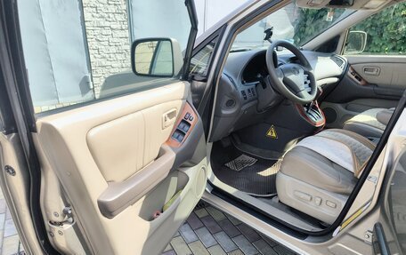 Lexus RX IV рестайлинг, 2000 год, 850 000 рублей, 7 фотография