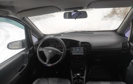 Opel Zafira A рестайлинг, 2004 год, 295 000 рублей, 12 фотография