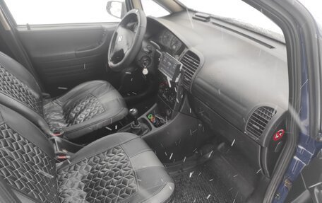 Opel Zafira A рестайлинг, 2004 год, 295 000 рублей, 13 фотография