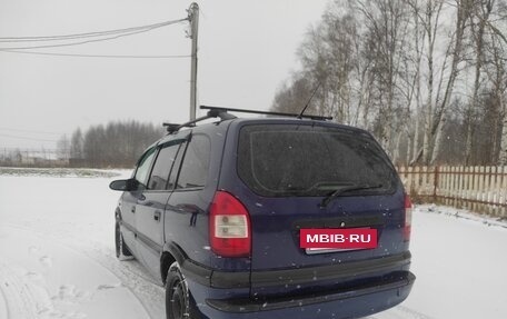 Opel Zafira A рестайлинг, 2004 год, 295 000 рублей, 4 фотография