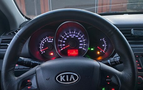 KIA Rio III рестайлинг, 2012 год, 600 000 рублей, 10 фотография