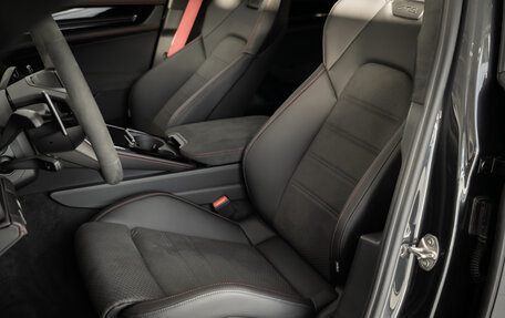 Porsche Panamera, 2025 год, 26 200 000 рублей, 25 фотография