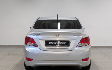 Hyundai Solaris II рестайлинг, 2011 год, 815 000 рублей, 6 фотография