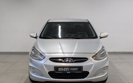 Hyundai Solaris II рестайлинг, 2011 год, 815 000 рублей, 2 фотография