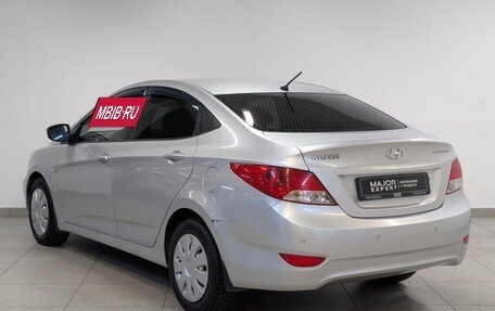 Hyundai Solaris II рестайлинг, 2011 год, 815 000 рублей, 7 фотография