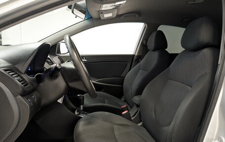 Hyundai Solaris II рестайлинг, 2011 год, 815 000 рублей, 20 фотография