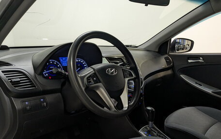 Hyundai Solaris II рестайлинг, 2011 год, 815 000 рублей, 16 фотография